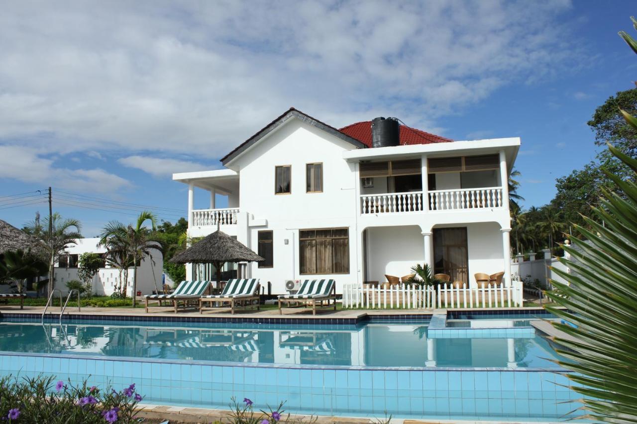 Villa Dahl Beach Resort 다르에스살람 외부 사진