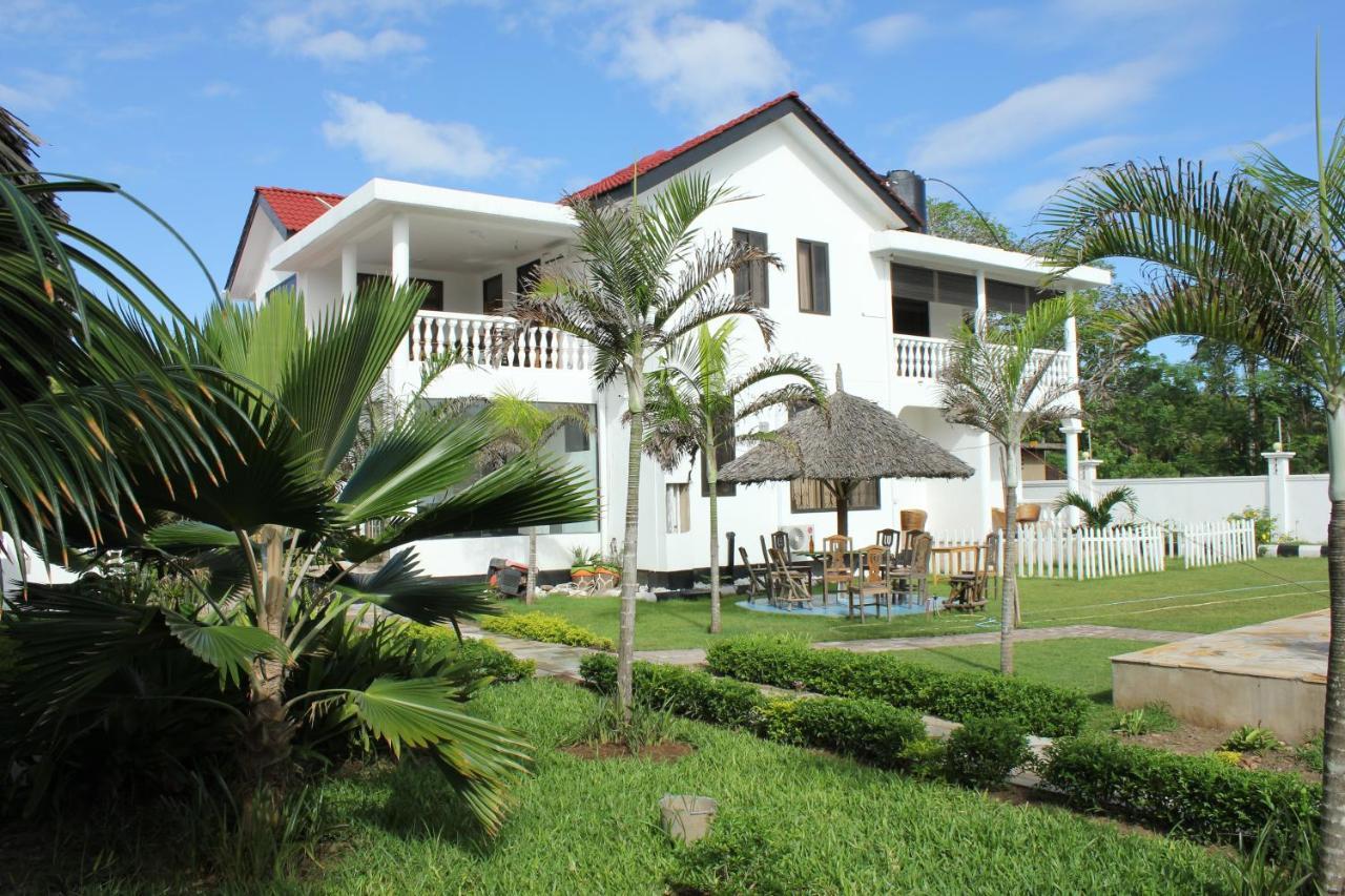Villa Dahl Beach Resort 다르에스살람 외부 사진
