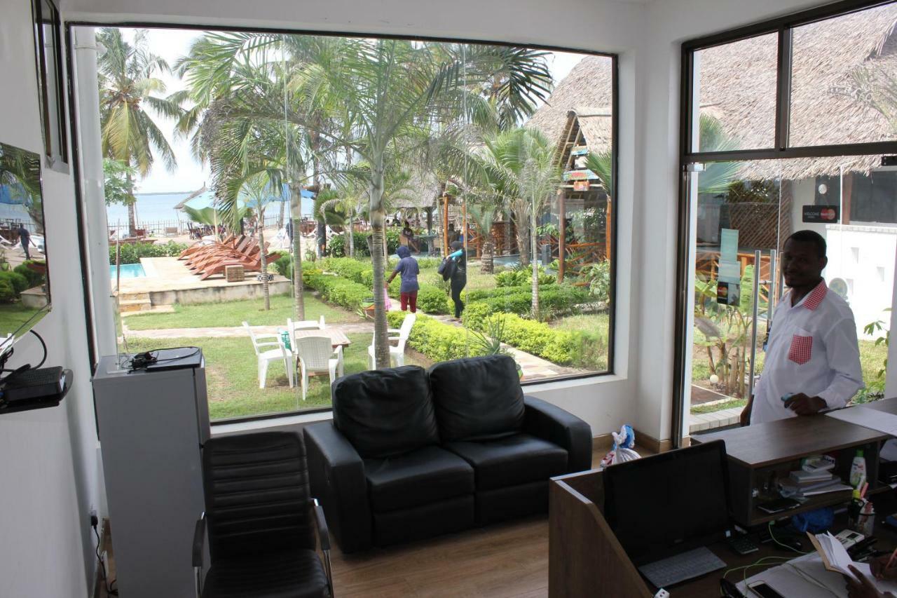 Villa Dahl Beach Resort 다르에스살람 외부 사진